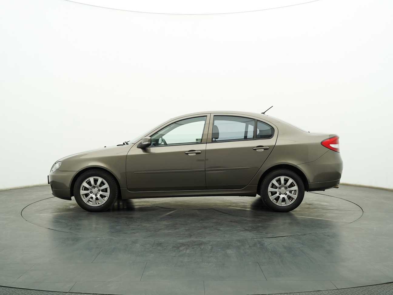 used 2014 Proton Persona Executive 1.6