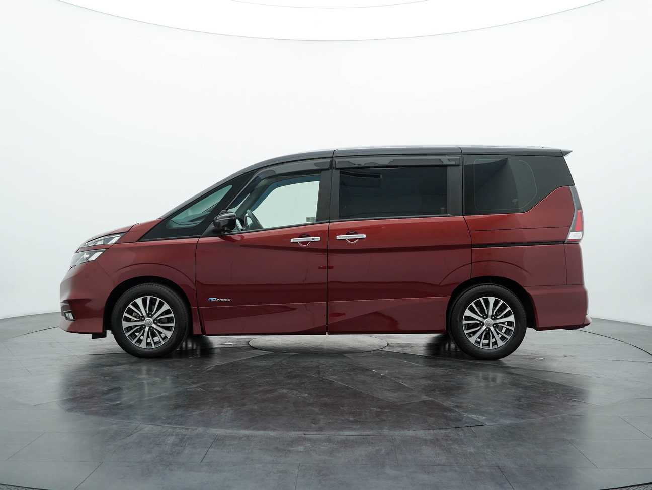 used 2019 Nissan Serena S-Hybrid High-Way Star Premium 2.0