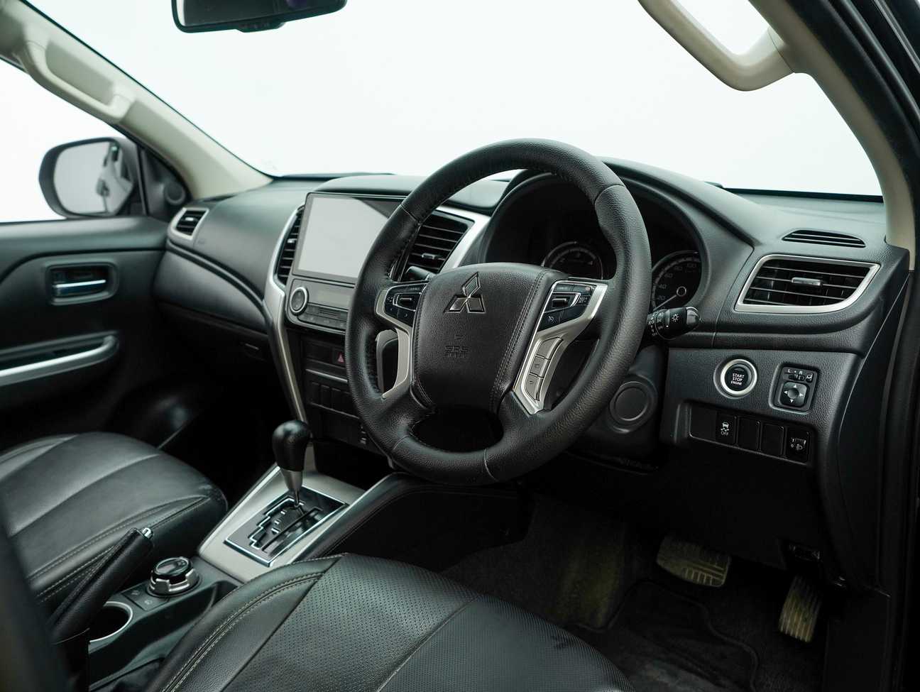 used 2022 Mitsubishi Triton VGT Premium Updated Spec Dual Cab 4X4 2.4