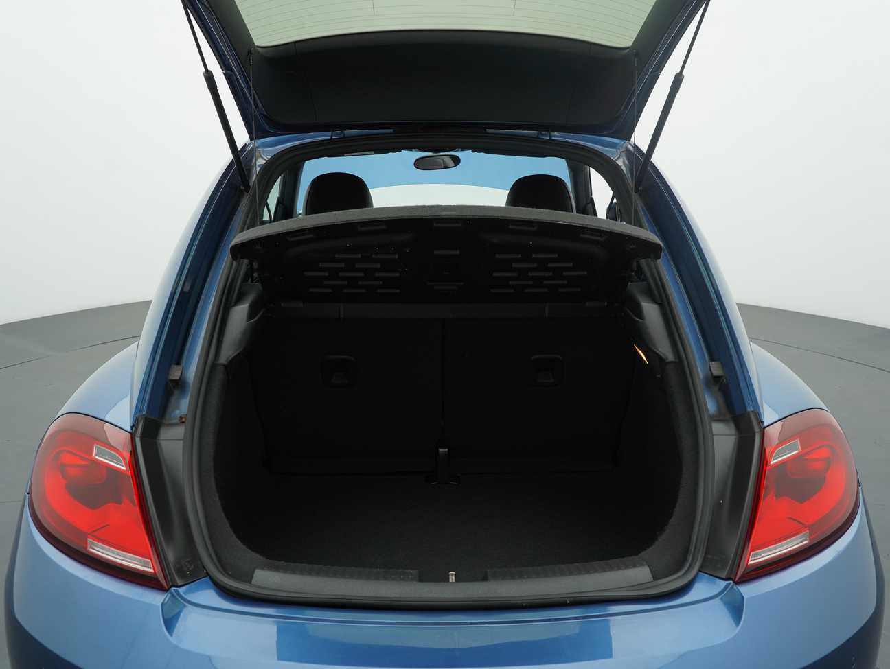 terpakai 2018 Volkswagen BEETLE  1.2