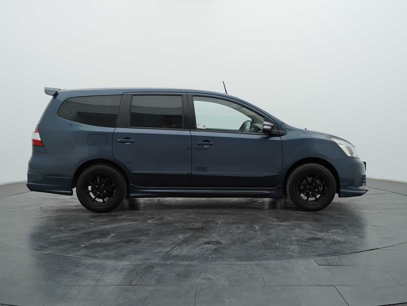 used 2016 Nissan Grand Livina Comfort 1.8