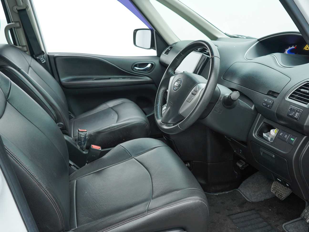 used 2017 Nissan Serena S-Hybrid High-Way Star 2.0