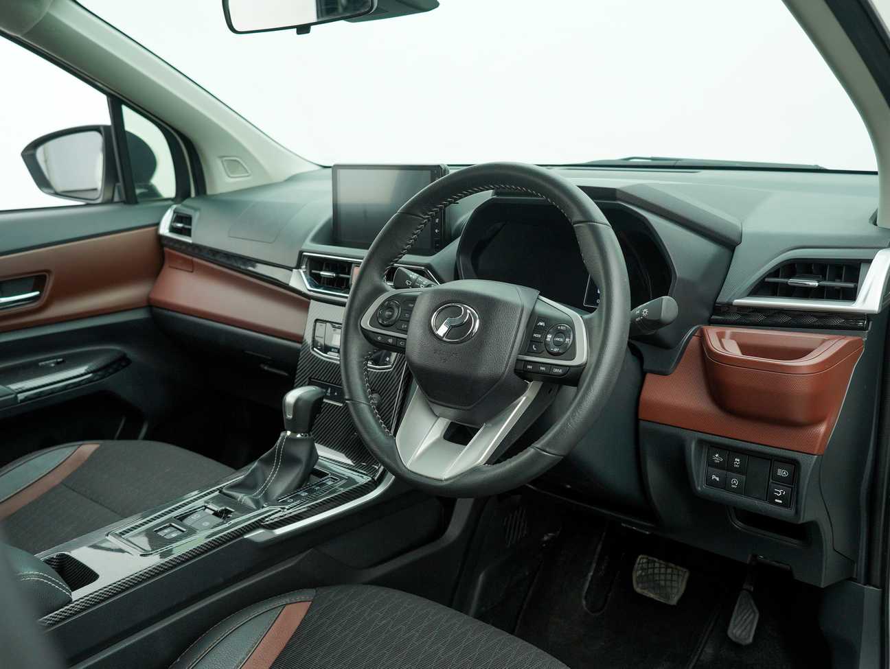 used 2024 Perodua Alza AV 1.5