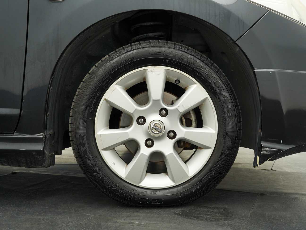 used 2009 Nissan Latio ST-L Sport 1.6