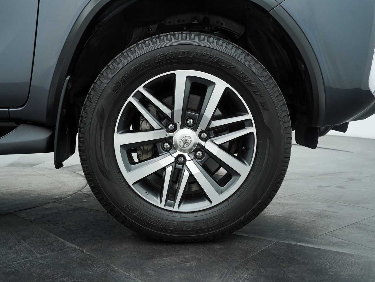 terpakai 2017 Toyota Fortuner SRZ 2.7