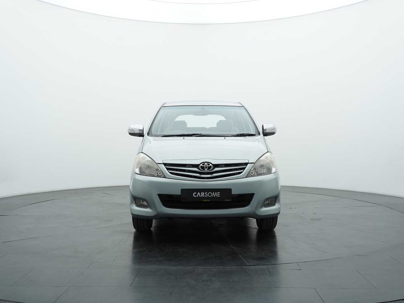 used 2010 Toyota Innova E 2.0