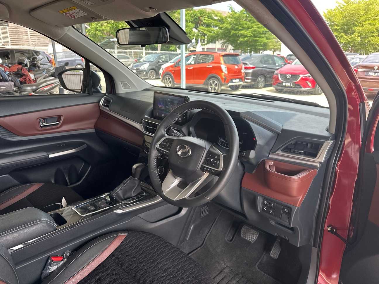 used 2025 Perodua Alza AV 1.5