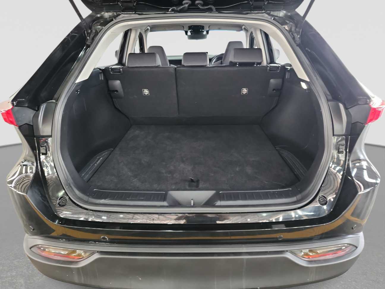 terpakai 2020 Toyota Harrier  2.0