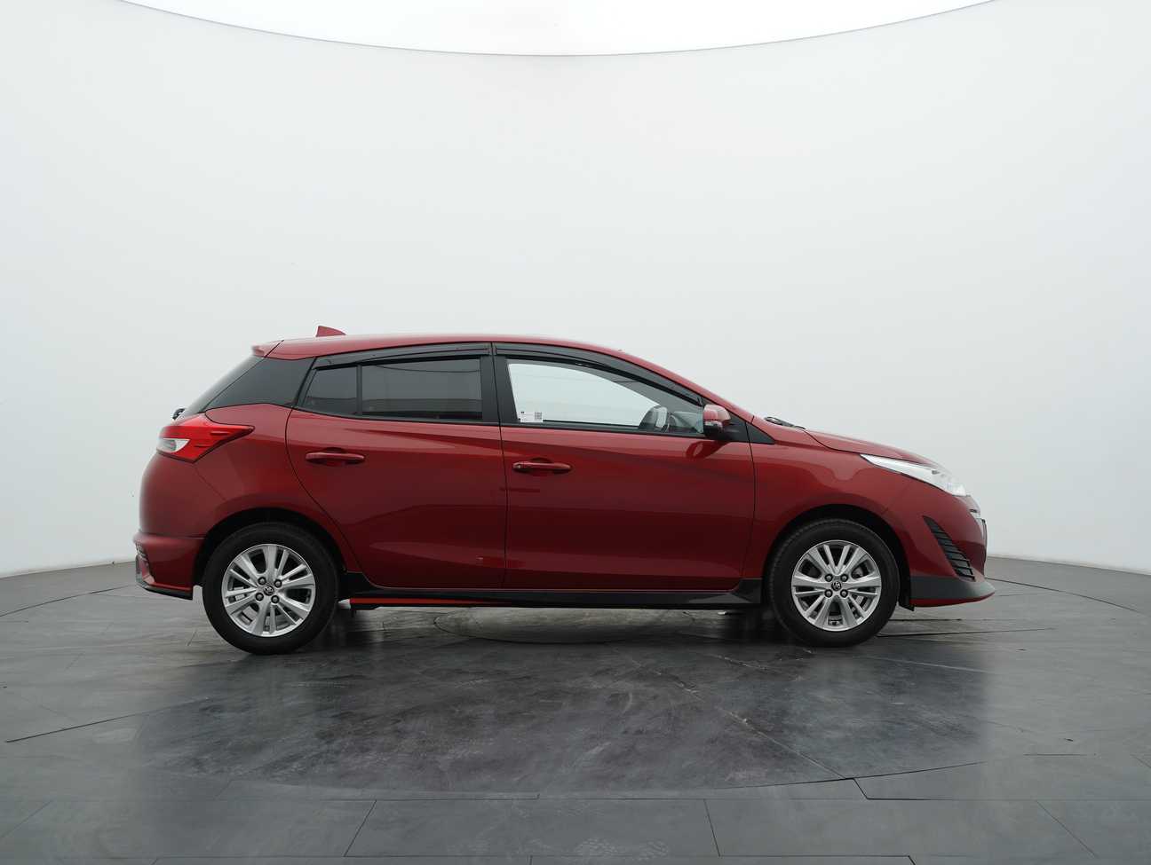 used 2020 Toyota Yaris J 1.5