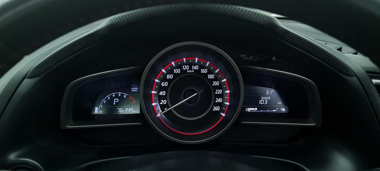 terpakai 2014 Mazda 3 SEDAN SKYACTIV-G (CBU) 2.0