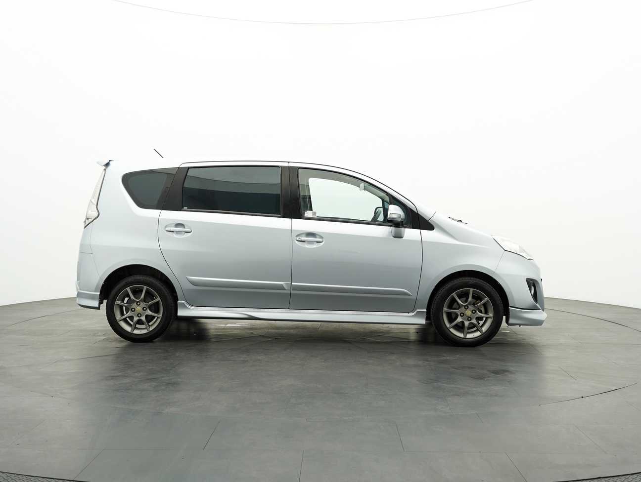 used 2015 Perodua Alza Advance 1.5