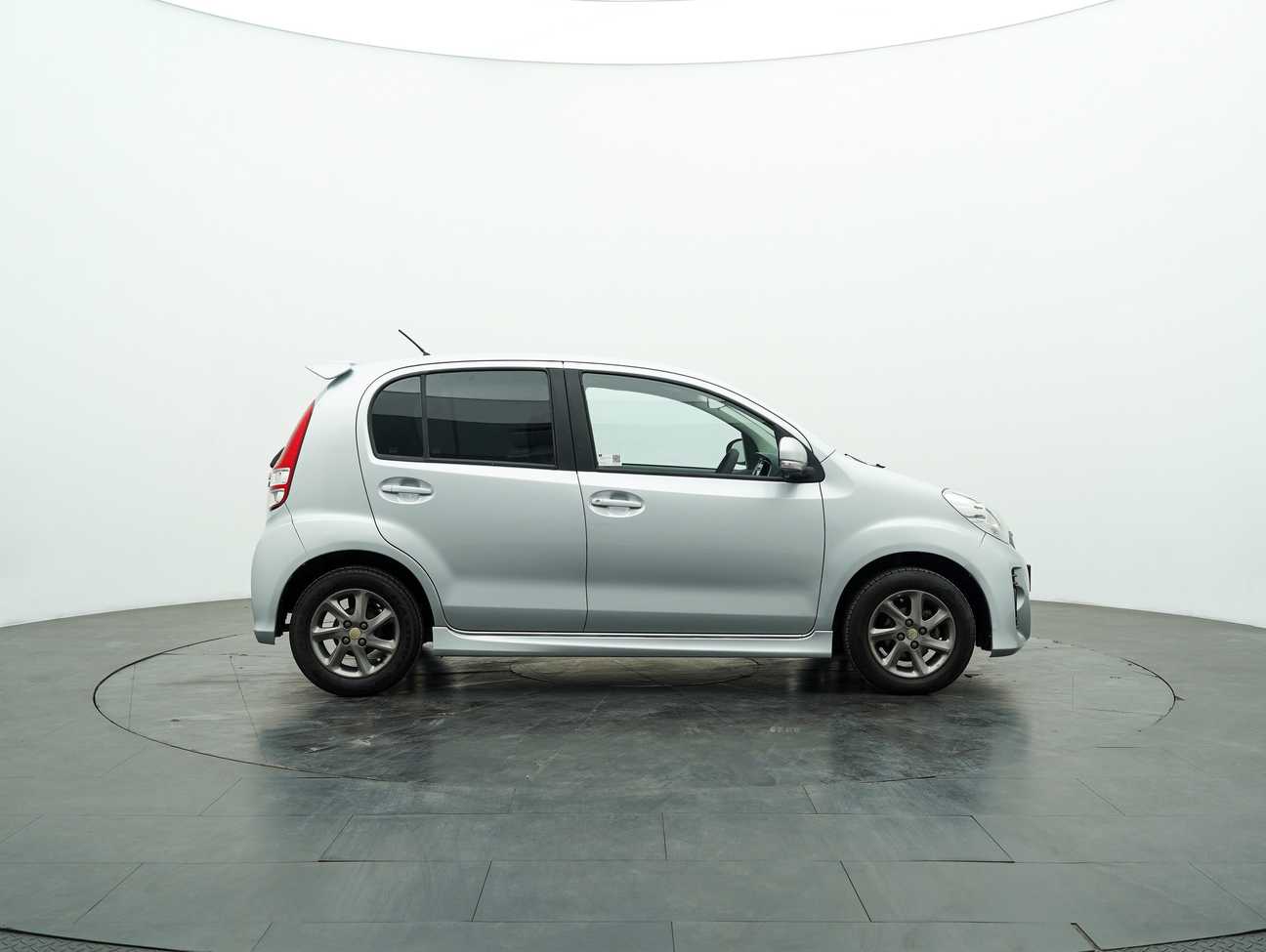 terpakai 2014 Perodua Myvi SE 1.3