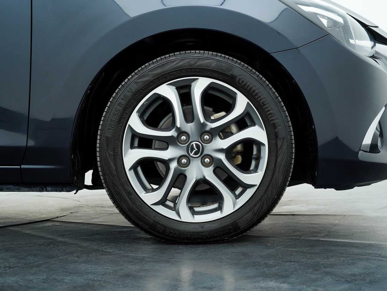 terpakai 2017 Mazda 2 SKYACTIV-G (Halogen Headlight) 1.5