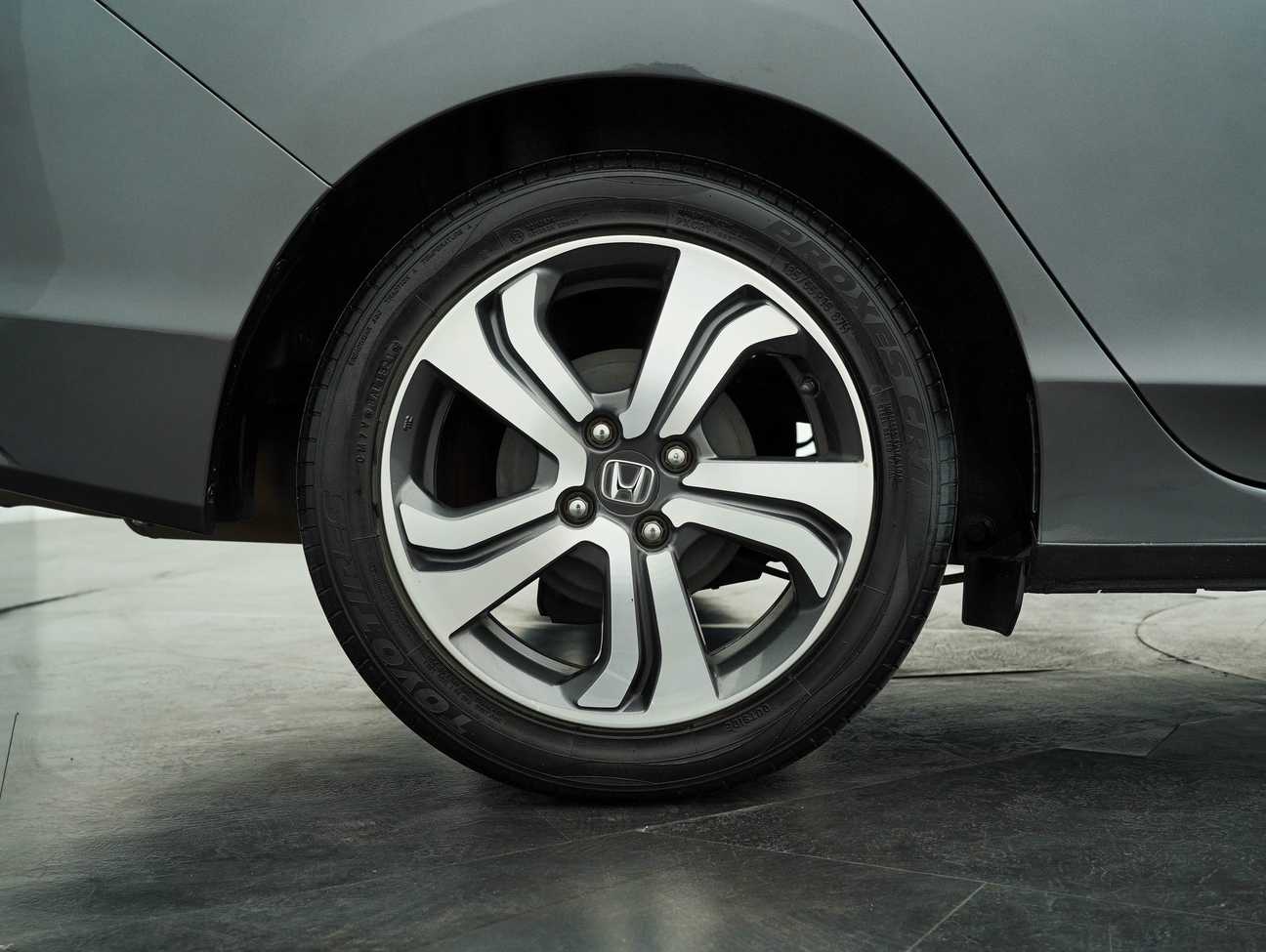 terpakai 2015 Honda City V i-VTEC 1.5
