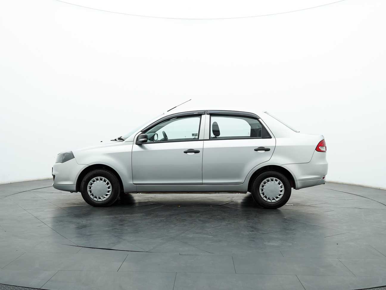 terpakai 2014 Proton Saga SV 1.3