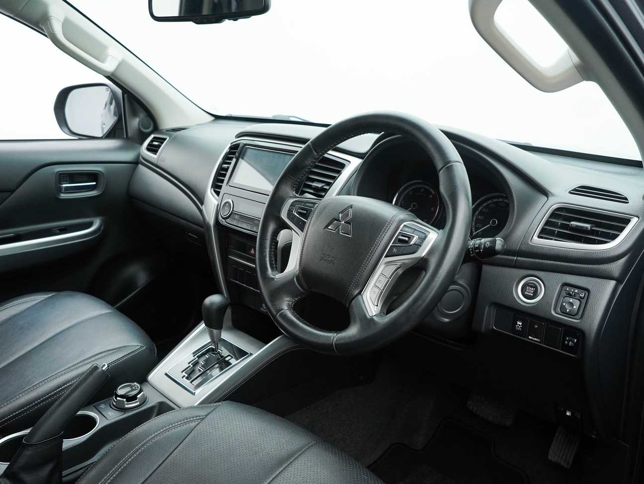 used 2021 Mitsubishi Triton VGT Premium Updated Spec Dual Cab 4X4 2.4