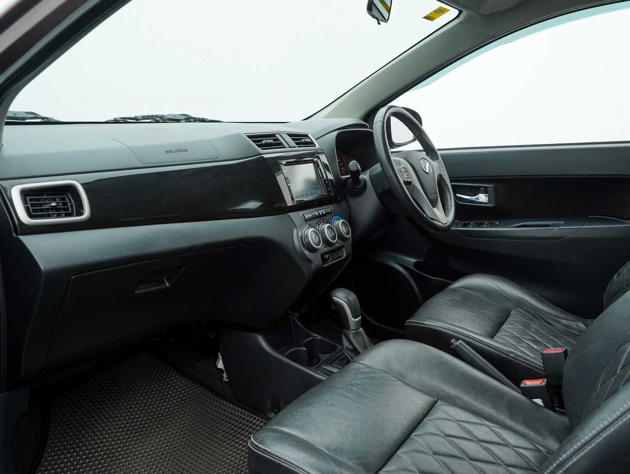 terpakai 2017 Perodua Bezza Advance Premium 1.3