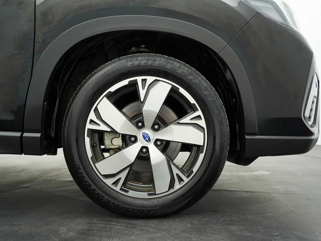 terpakai 2019 Subaru FORESTER I-S EYESIGHT 2.0