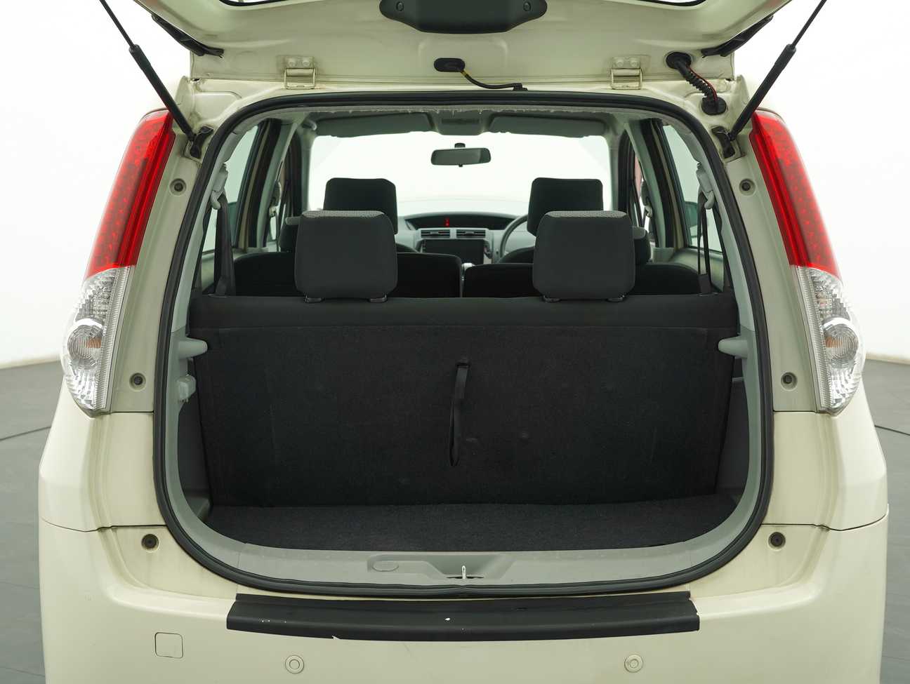 used 2012 Perodua Alza EZ 1.5