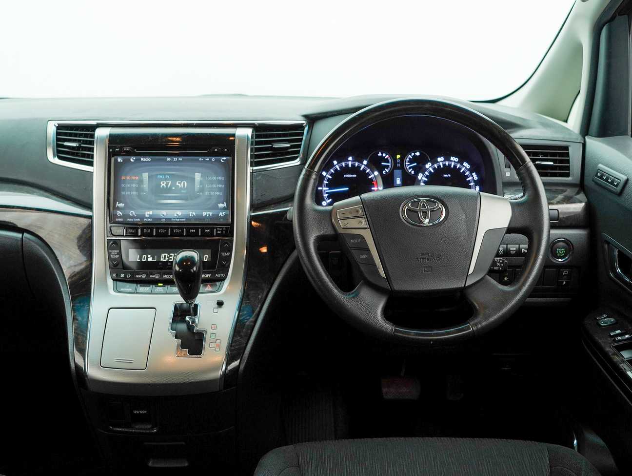 used 2012 Toyota Vellfire ZG 2.4