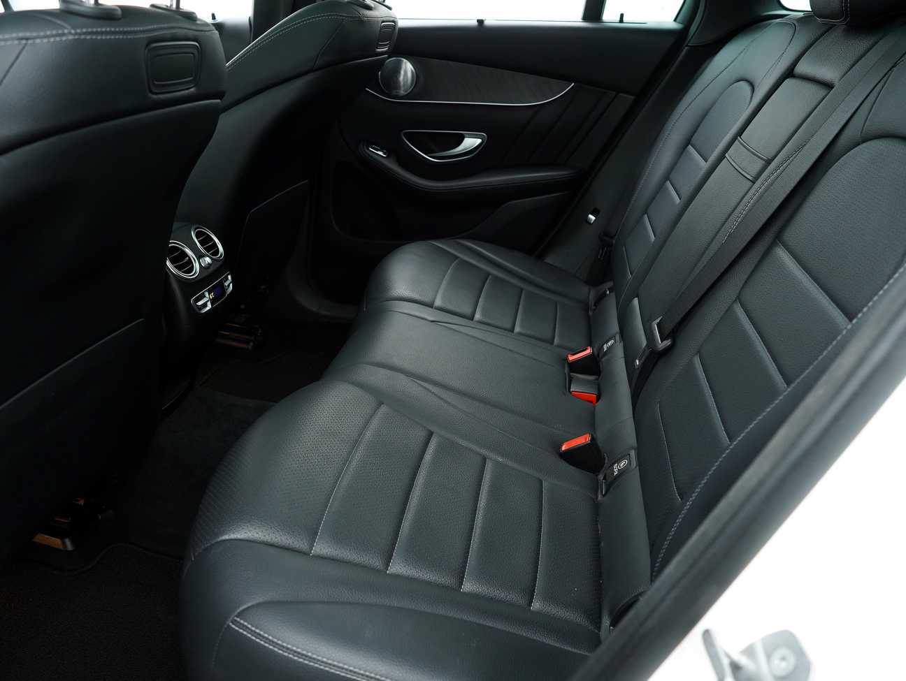 used 2017 Mercedes-Benz GLC250 4MATIC AMG Line 2.0