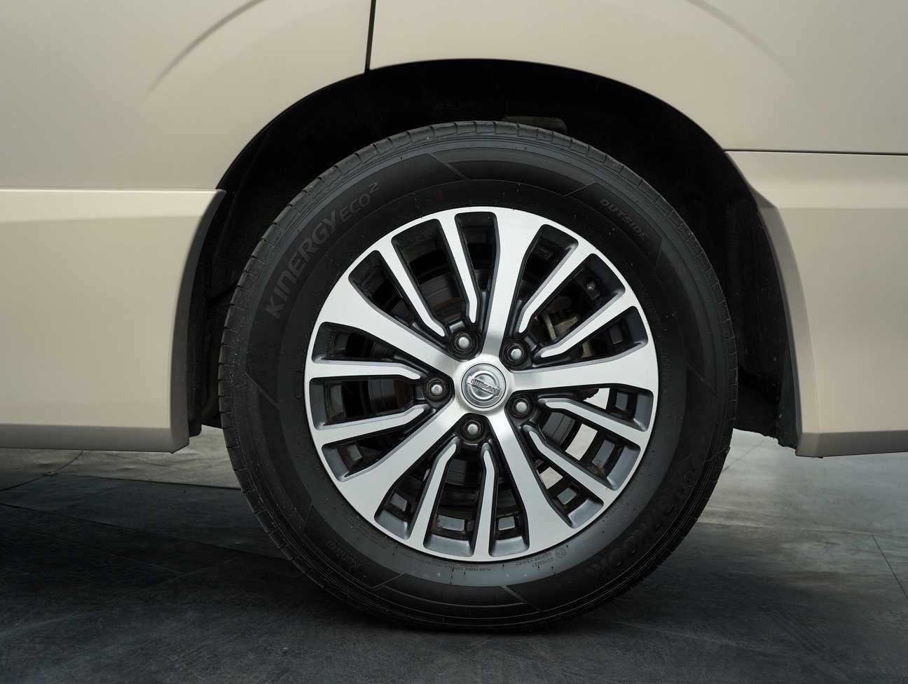 used 2020 Nissan Serena S-Hybrid High-Way Star Premium 2.0