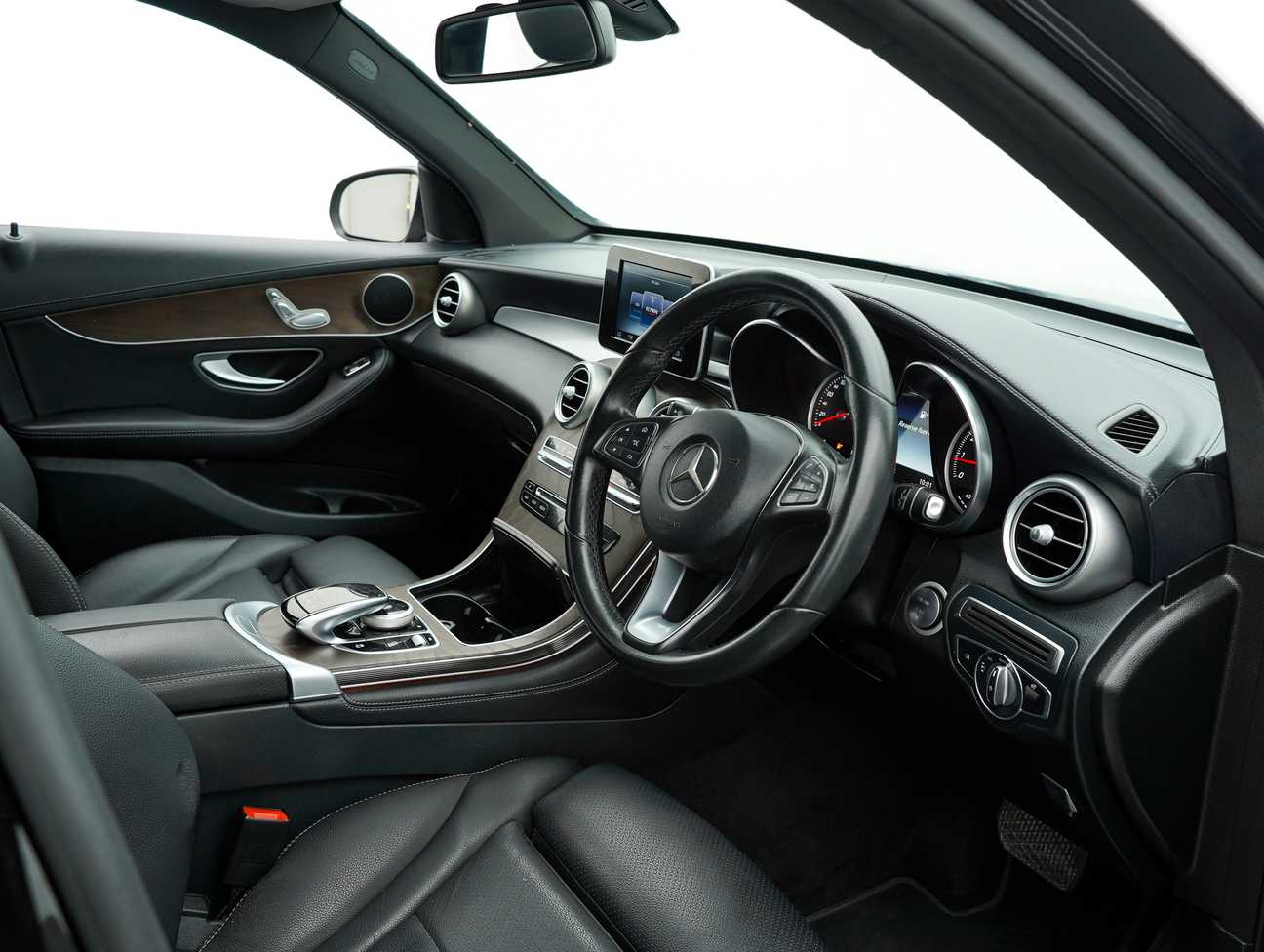 used 2017 Mercedes-Benz GLC 200 2.0