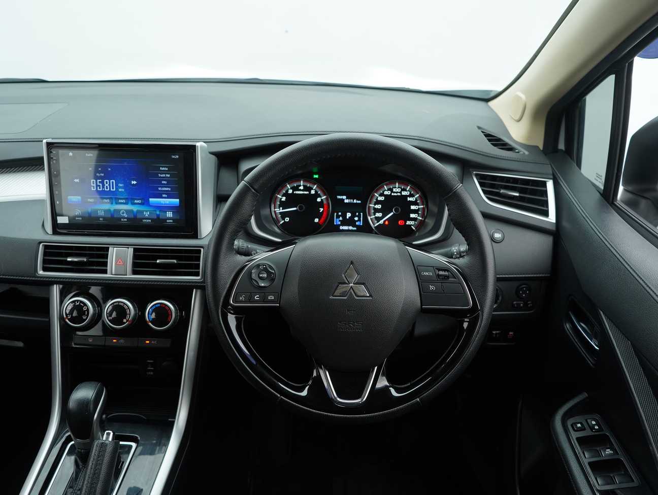 used 2023 Mitsubishi Xpander  1.5