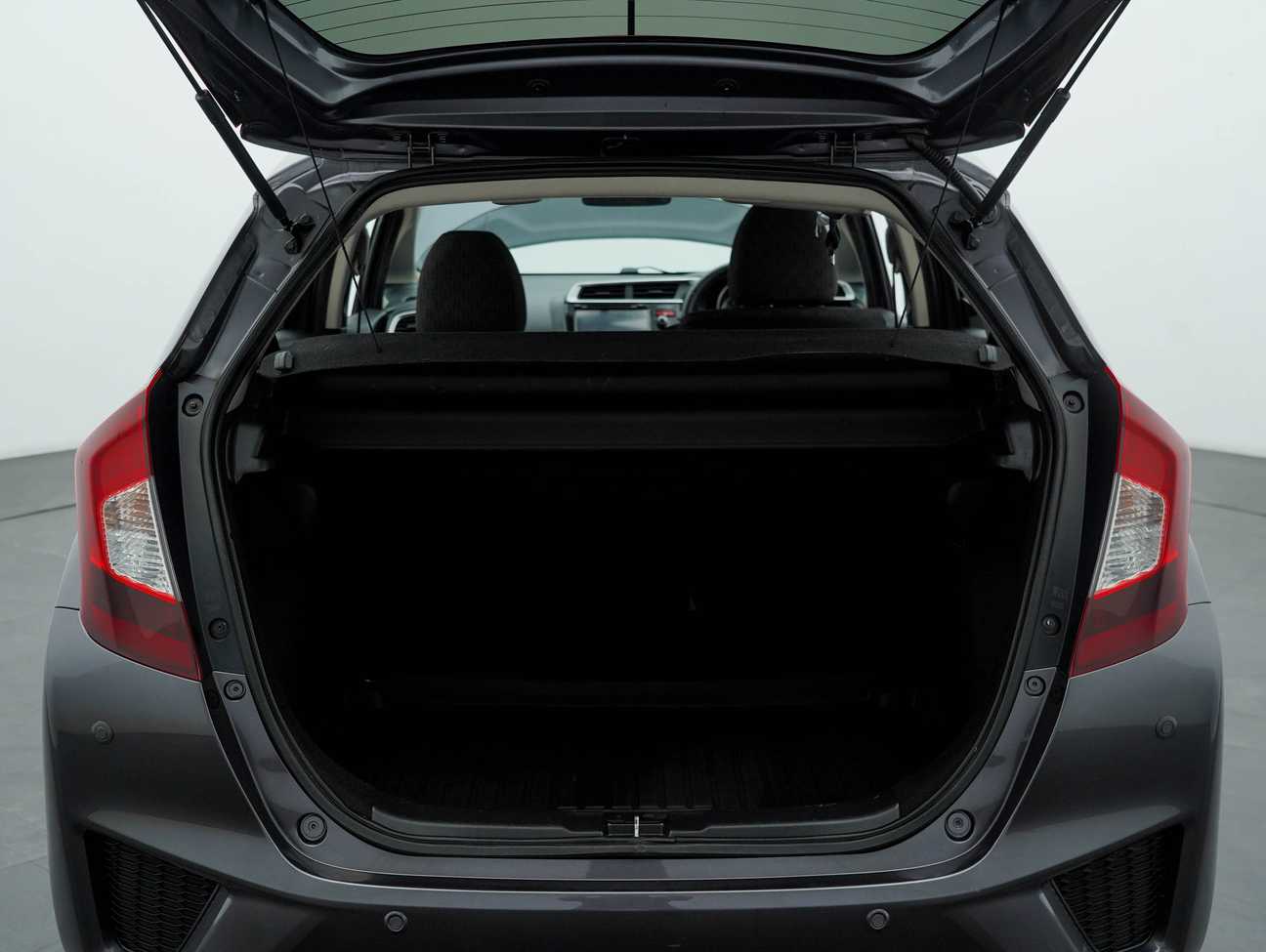 used 2014 Honda Jazz E 1.5