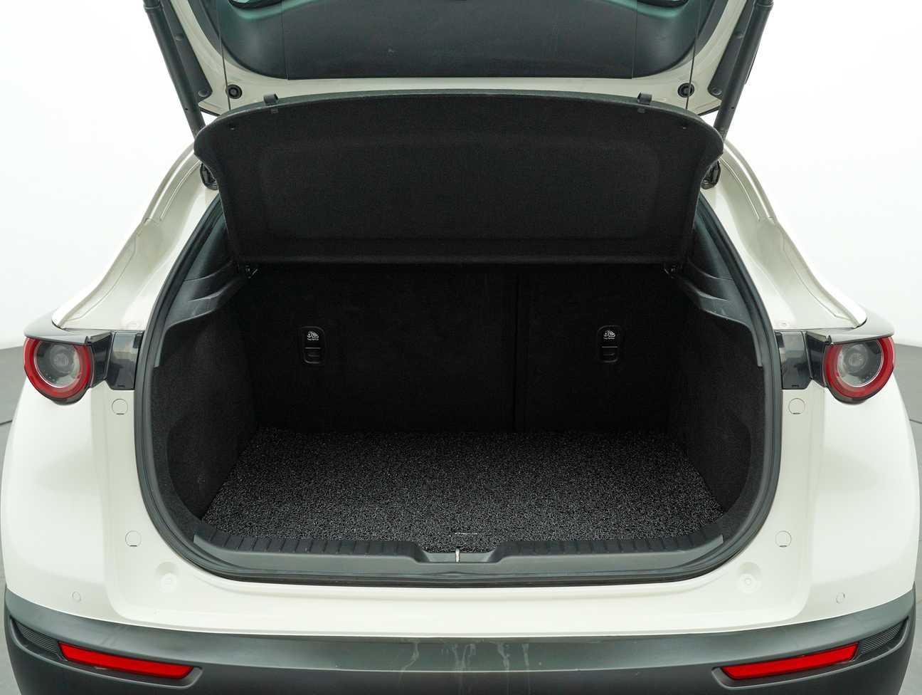 terpakai 2021 Mazda CX-30 SKYACTIV-G High GVC Plus 2.0