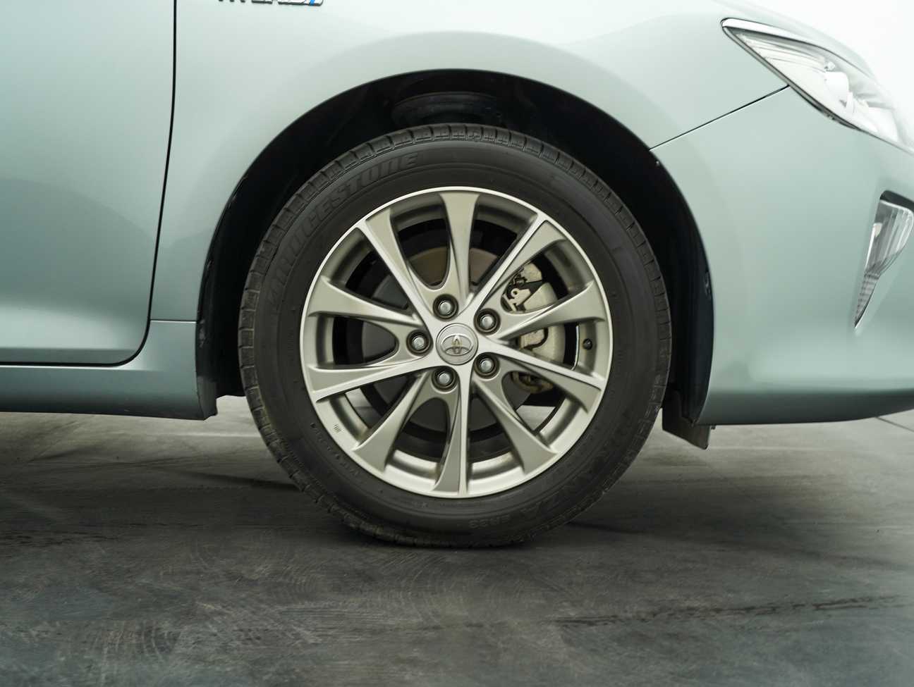 used 2018 Toyota Camry Hybrid Luxury 2.5