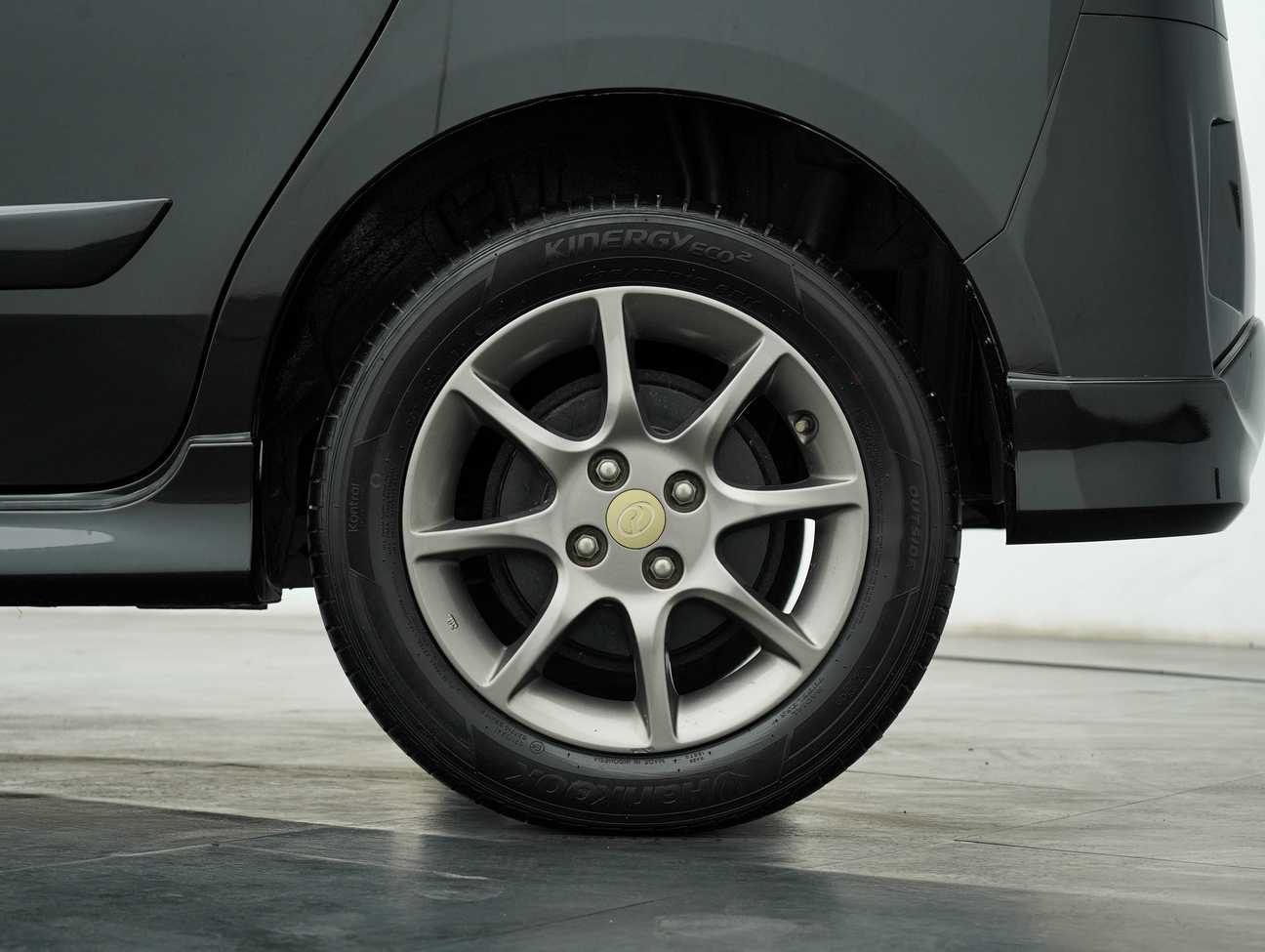 terpakai 2015 Perodua Alza Advance 1.5