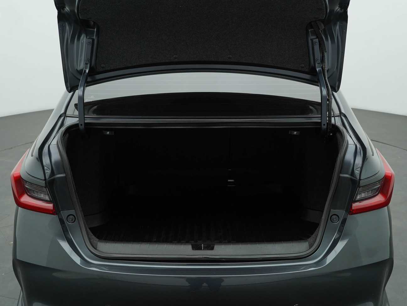 terpakai 2023 Honda City V Sensing 1.5