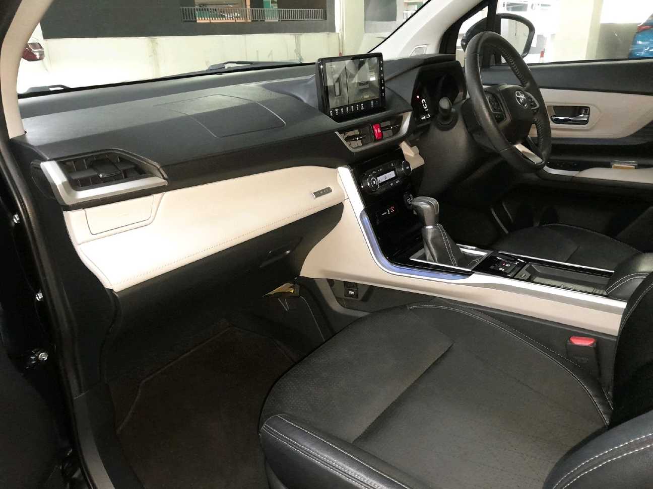 used 2022 Toyota Veloz  1.5