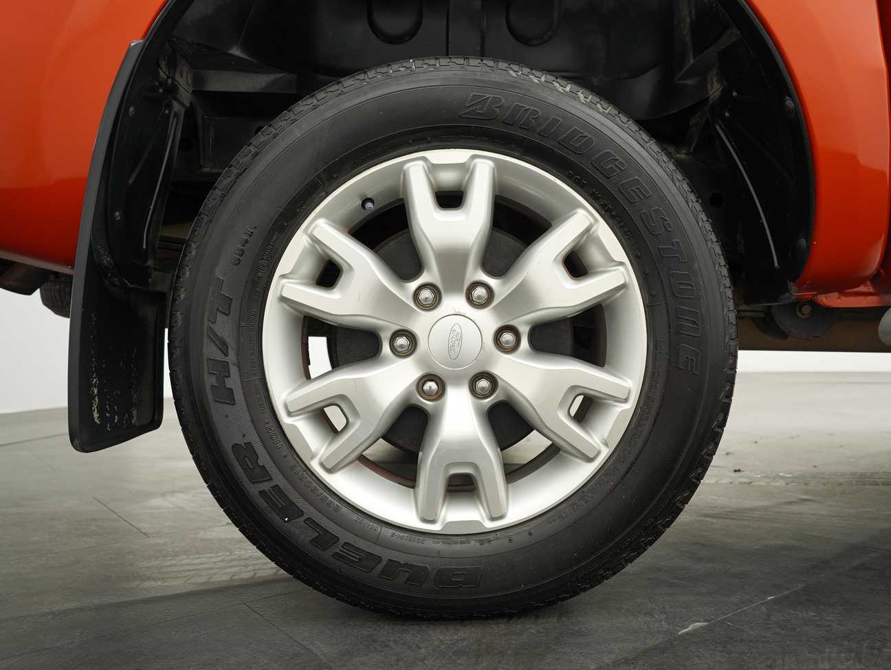 terpakai 2014 Ford Ranger Wildtrak Dual Cab 3.2