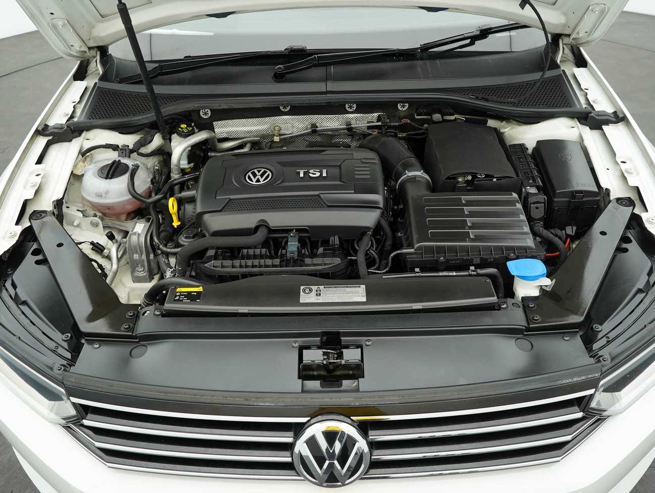 used 2017 Volkswagen Passat TSI Trendline 1.8