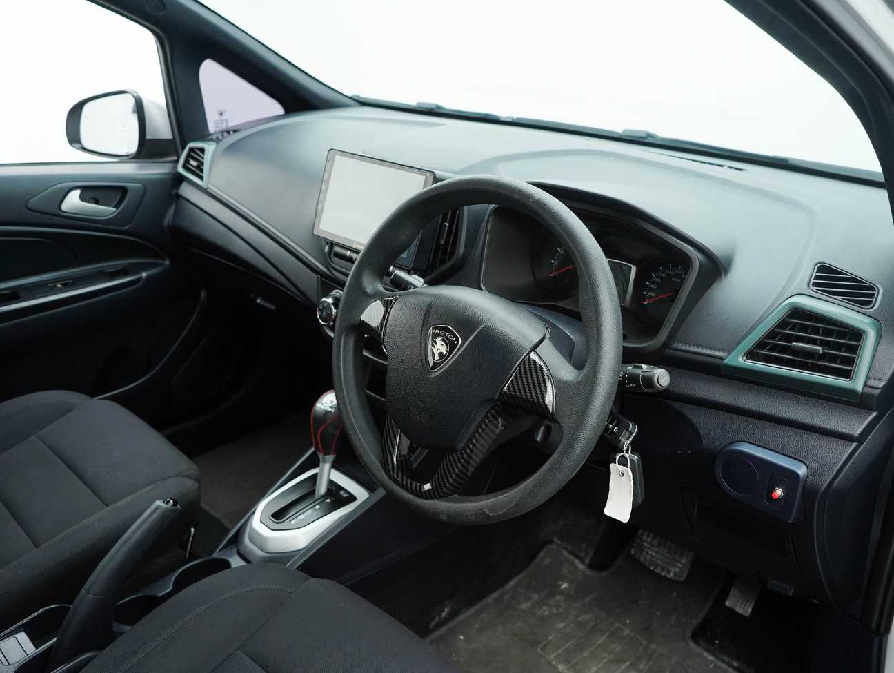 used 2015 Proton Iriz Standard 1.3