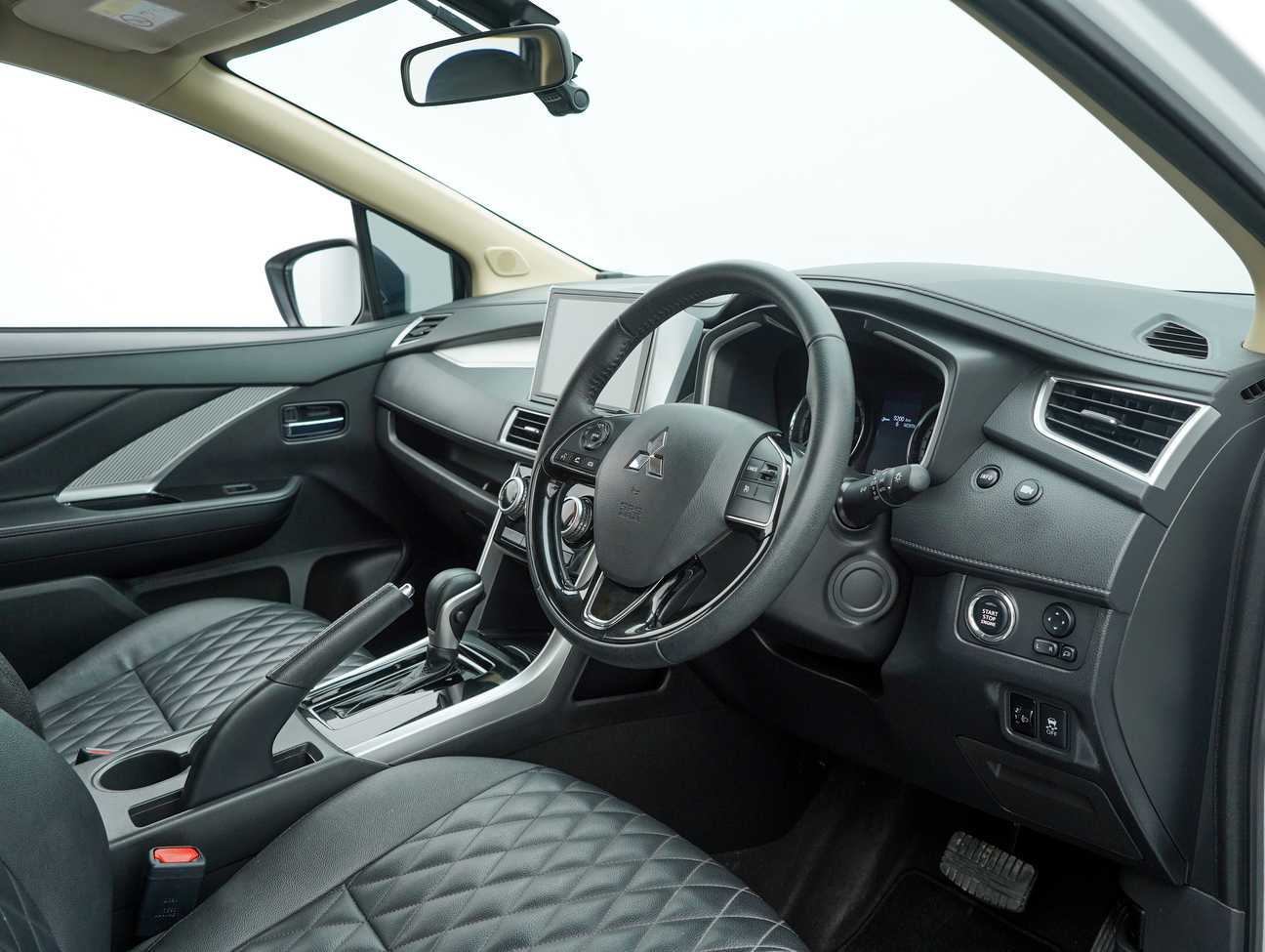 terpakai 2023 Mitsubishi Xpander  1.5