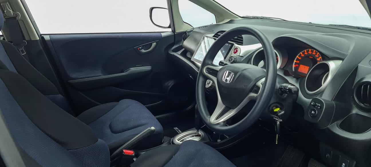 terpakai 2013 Honda JAZZ I-VTEC 1.5