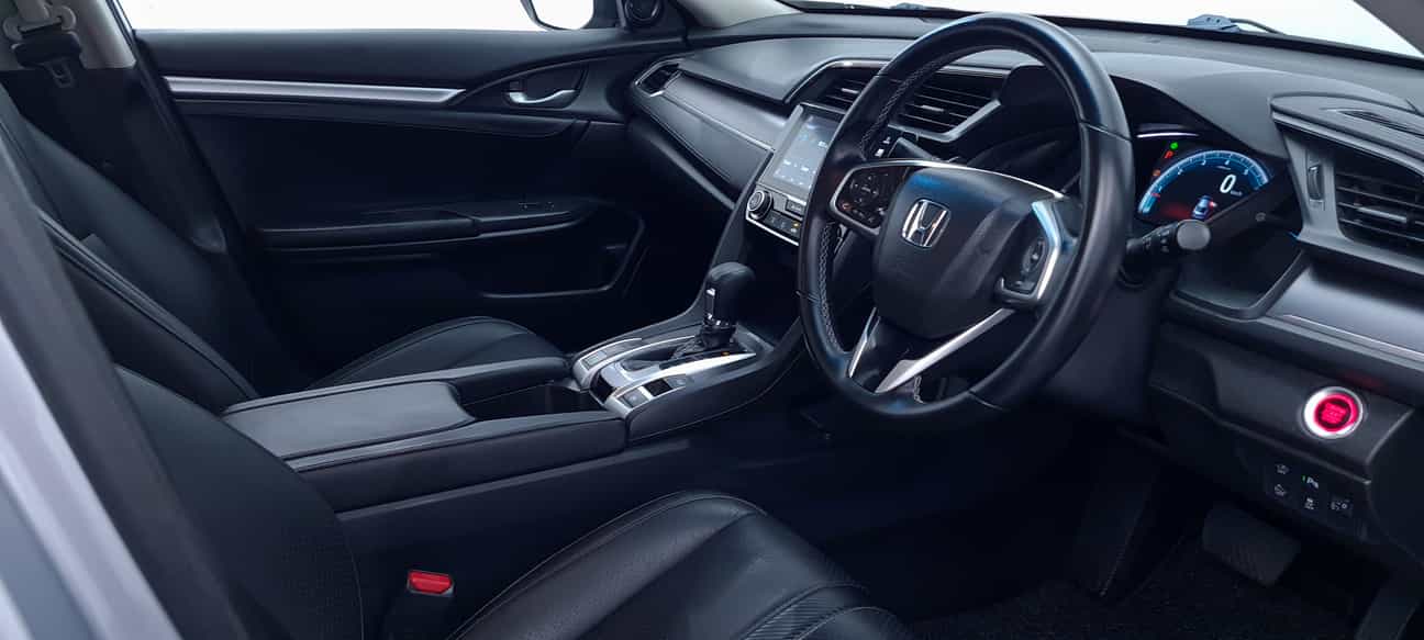 terpakai 2017 Honda CIVIC S I-VTEC 1.8