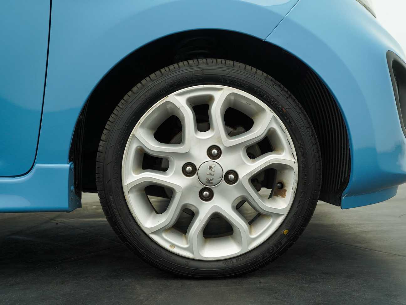 terpakai 2015 Kia Picanto  1.2