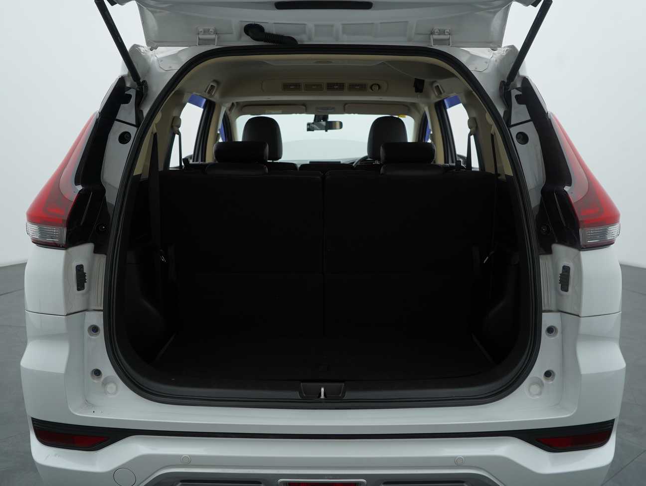 used 2023 Mitsubishi Xpander  1.5