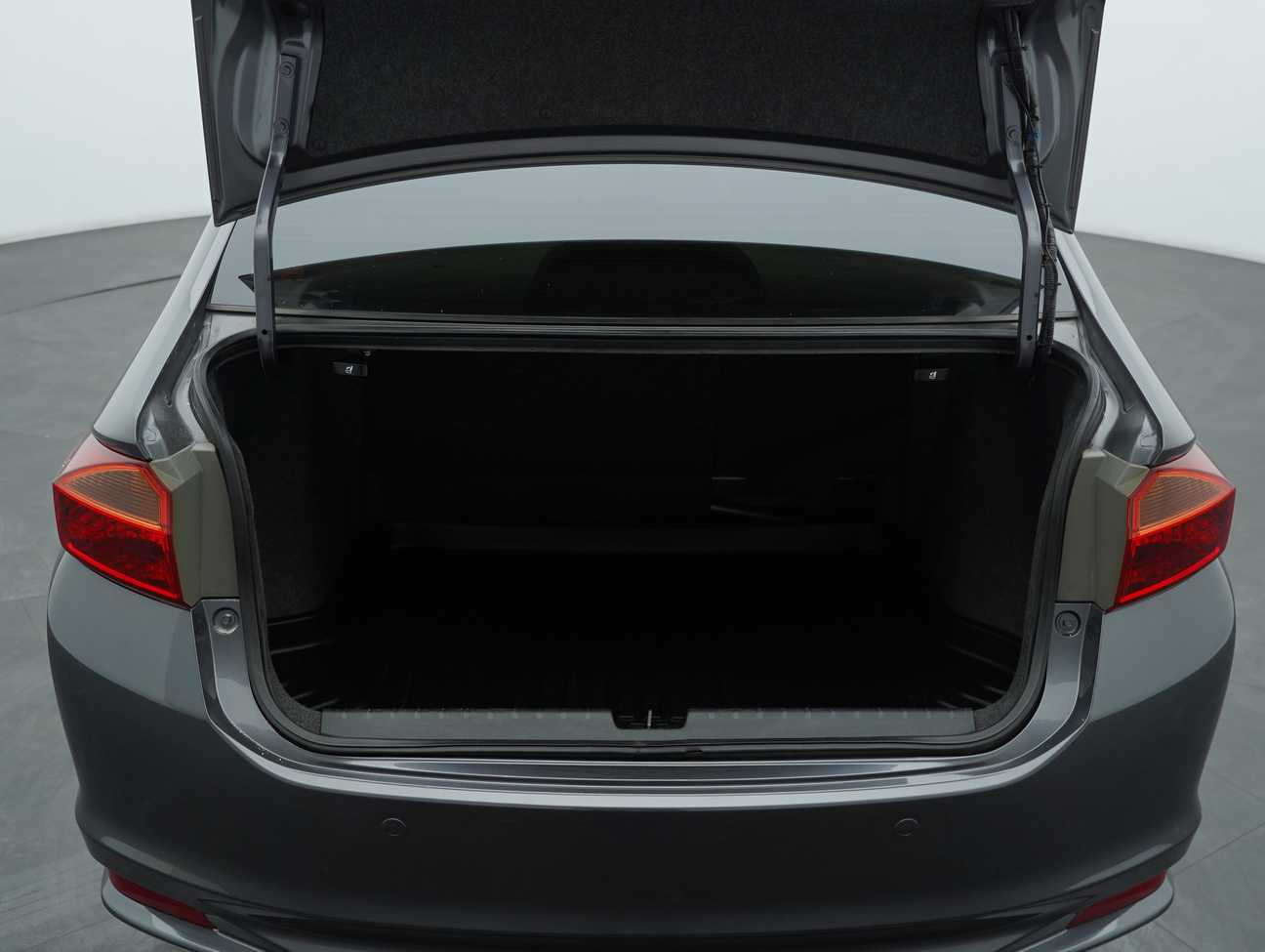 used 2015 Honda City V 1.5