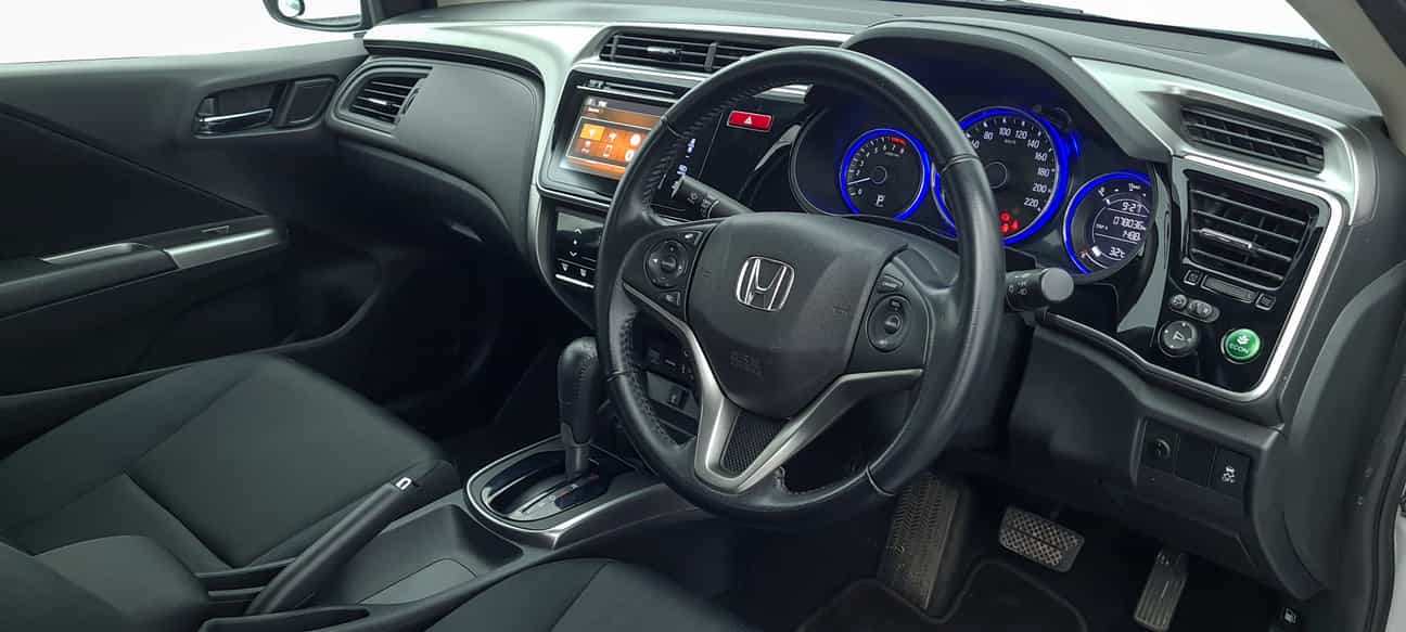 used 2015 Honda CITY V 1.5