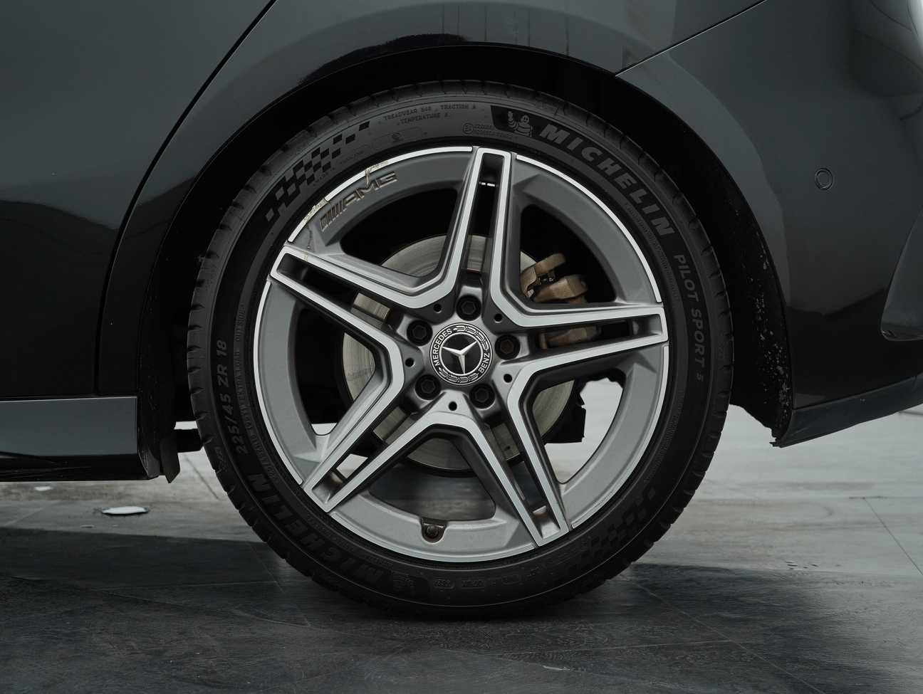 used 2019 Mercedes-Benz A250 AMG Line 2.0