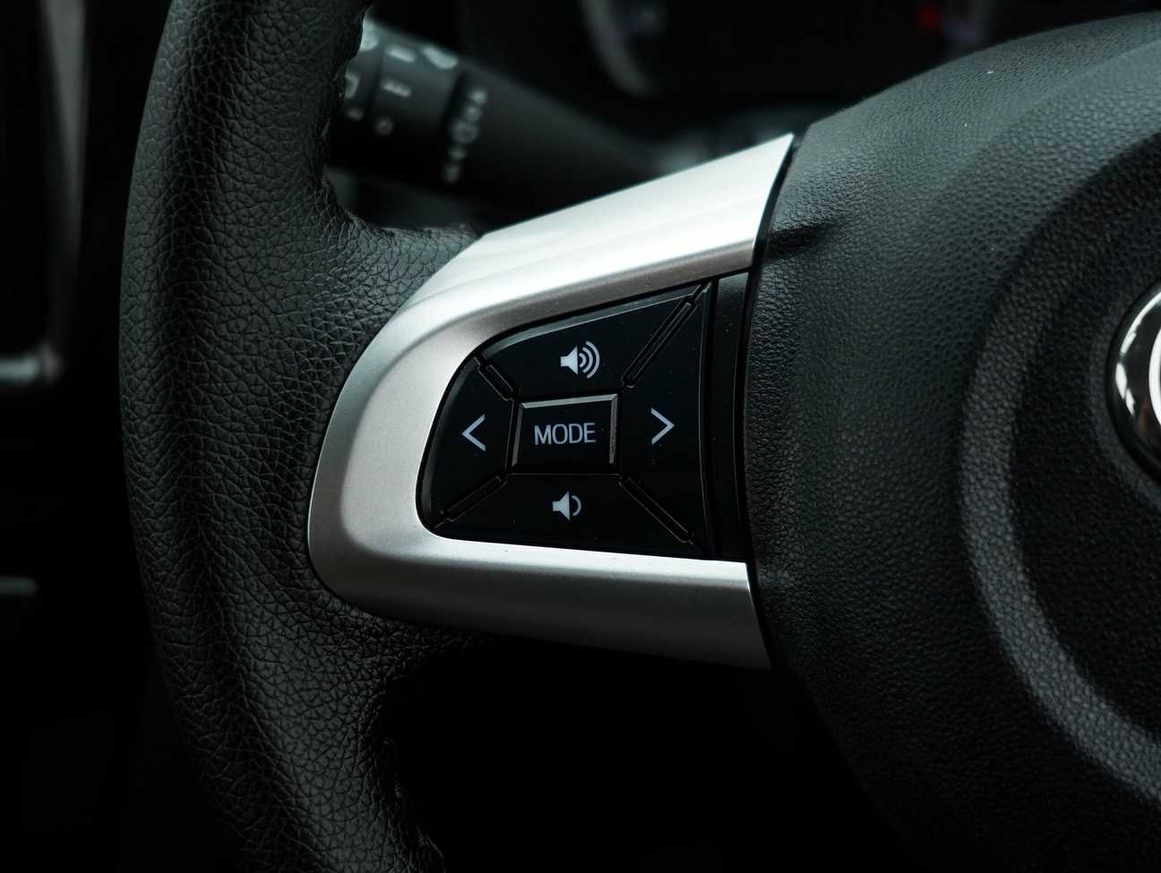 terpakai 2019 Perodua Aruz AV 1.5