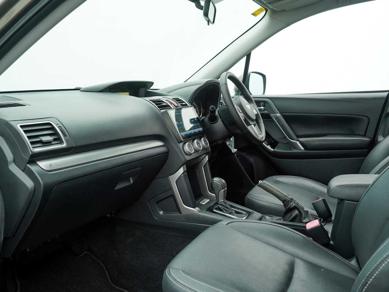 terpakai 2017 Subaru Forester  2.0