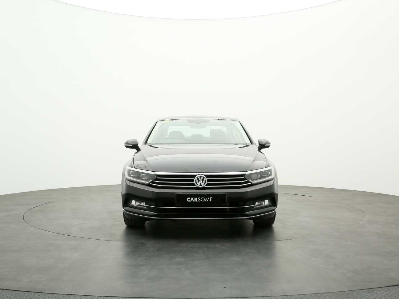 terpakai 2018 Volkswagen PASSAT  1.8