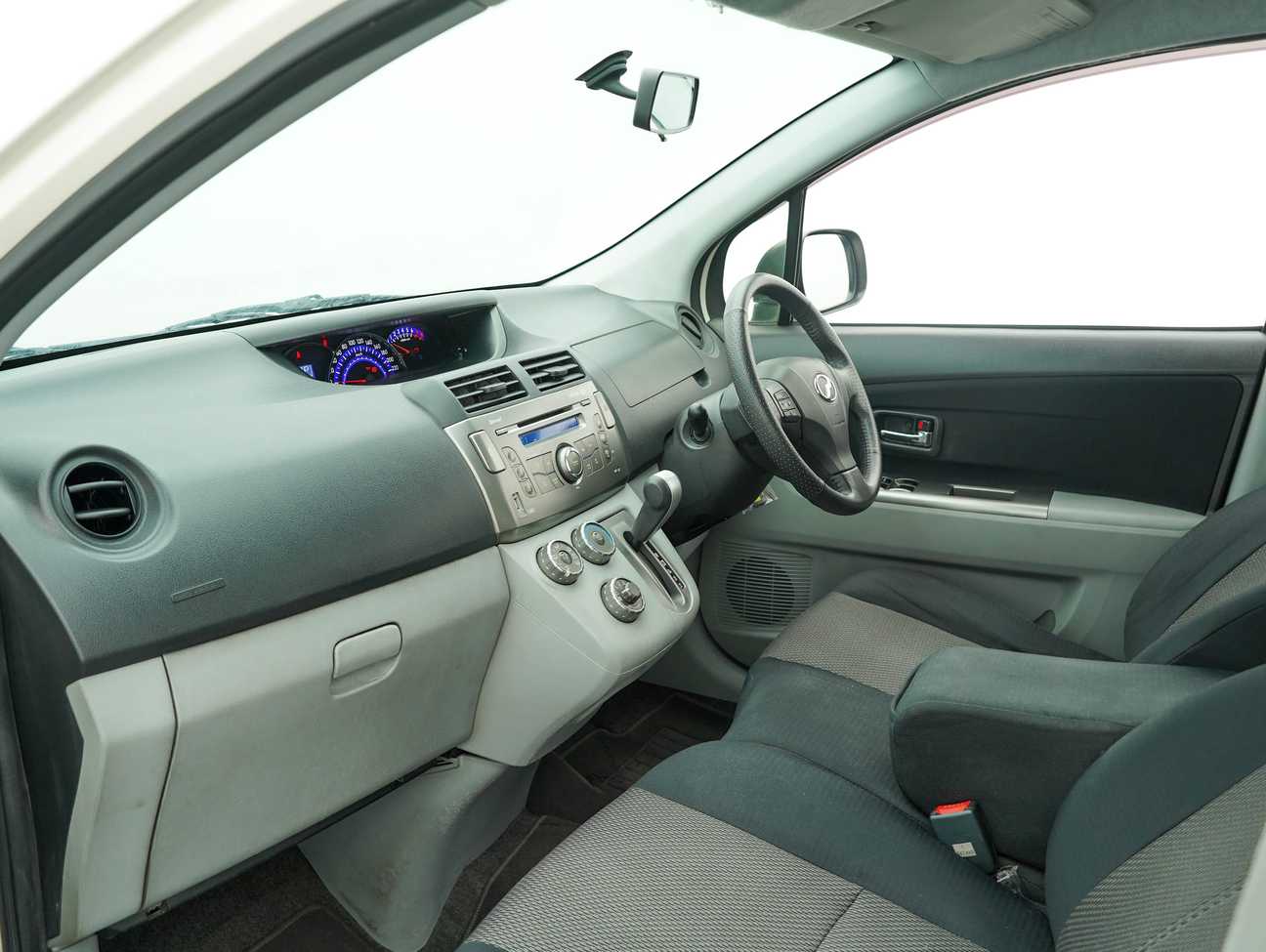 terpakai 2013 Perodua Alza EZi 1.5