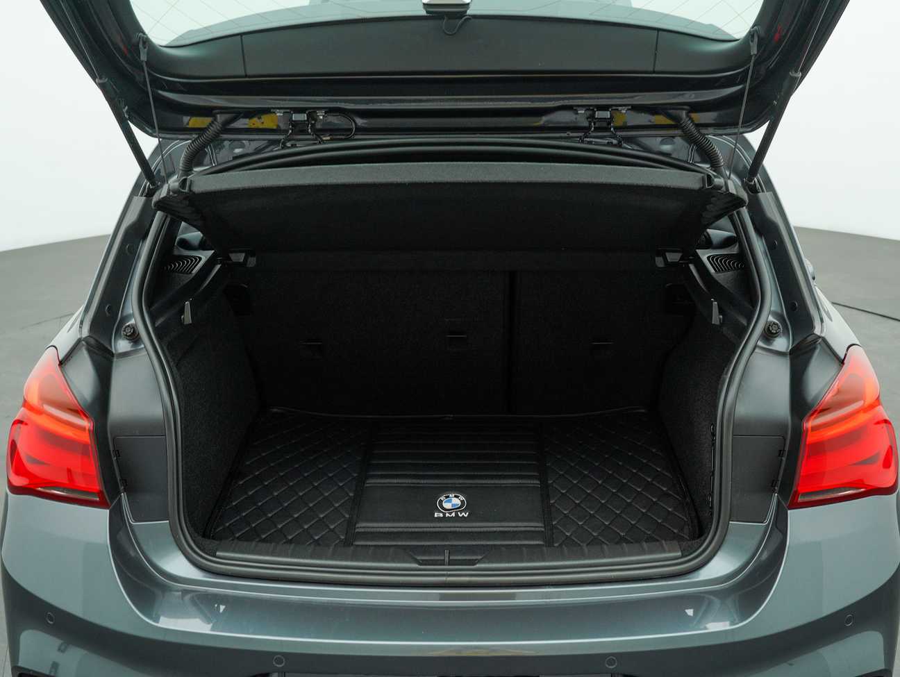 terpakai 2016 BMW 120i M Sport 1.6